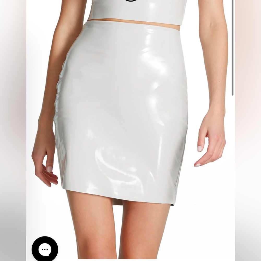 New COMMANDO White Leather-like Mini Pencil Skirt w/attached SHAPEWEAR Shorts!